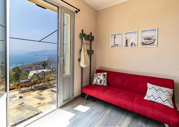 Feriehus Dimora Concept - Ca' Franca - Sea View Terrace And Private Parking Borgio Verezzi