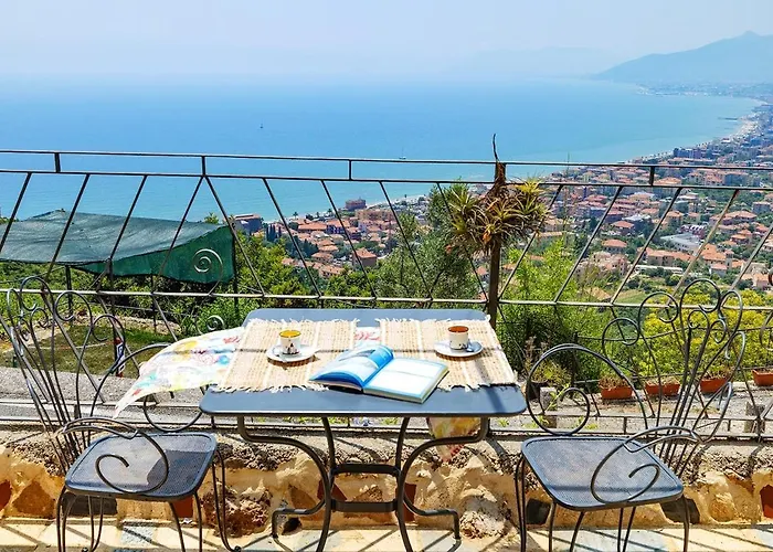 Dimora Concept - Ca' Franca - Sea View Terrace And Private Parking * Borgio Verezzi